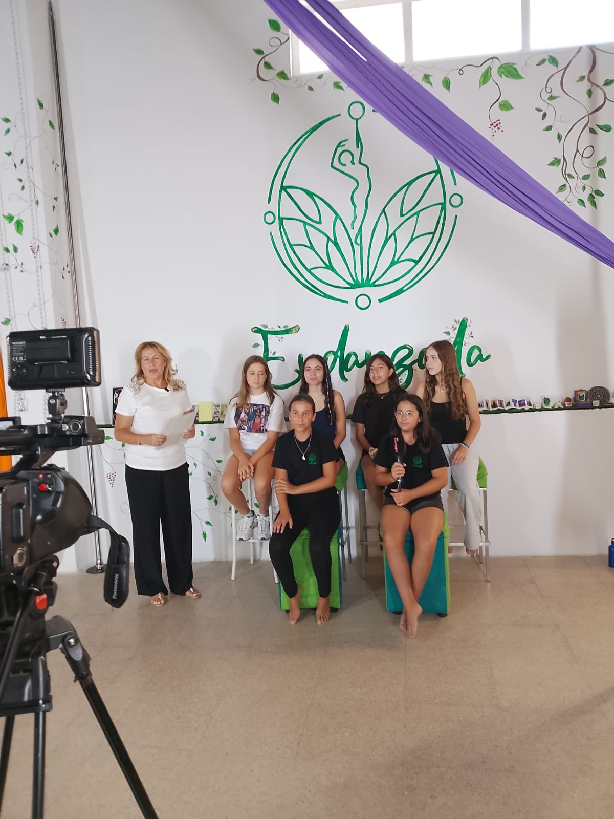 Teleyecla visita Endanzada